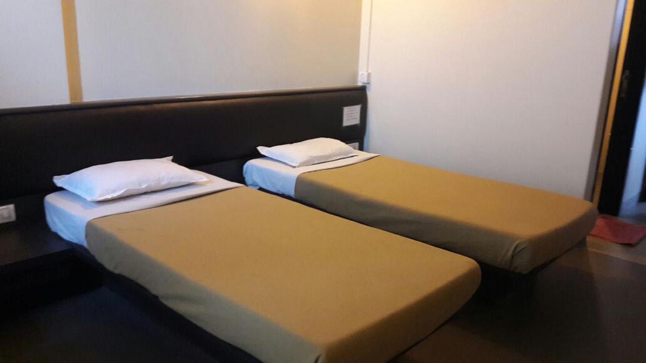 Royal Hills Hotel Bapane Buitenkant foto